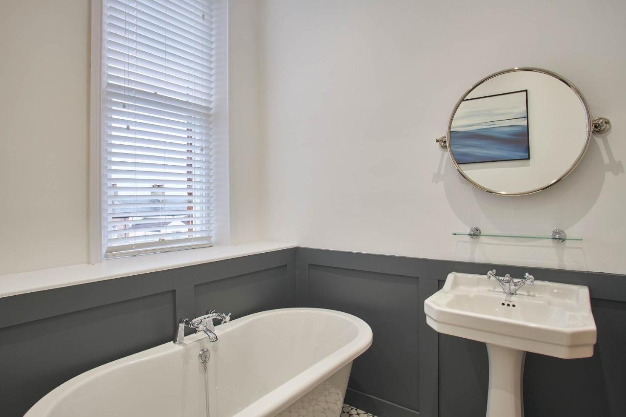 Host & - Huntcliff View Apartment Saltburn-by-the-Sea