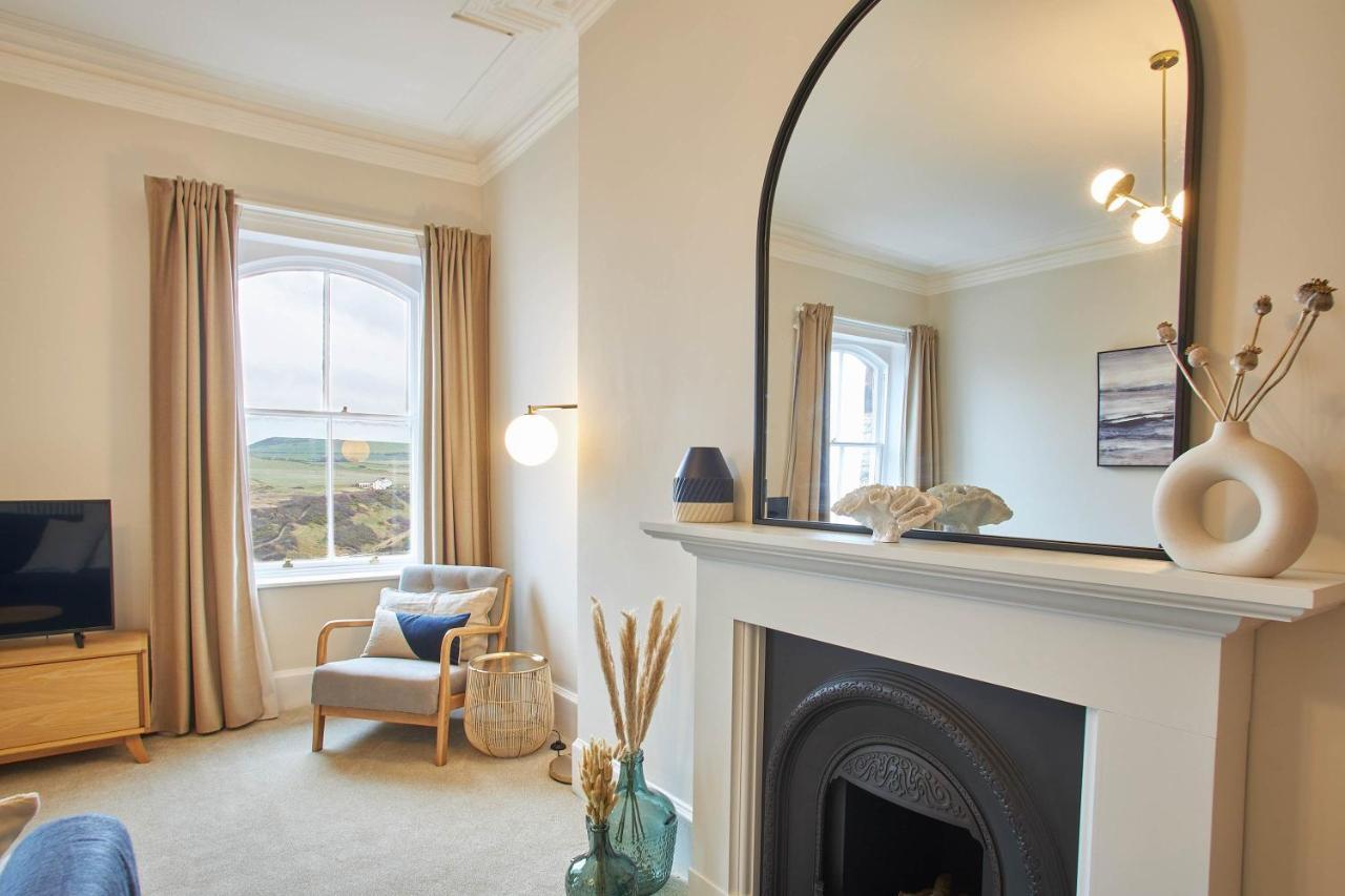 Host & - Huntcliff View Apartment *