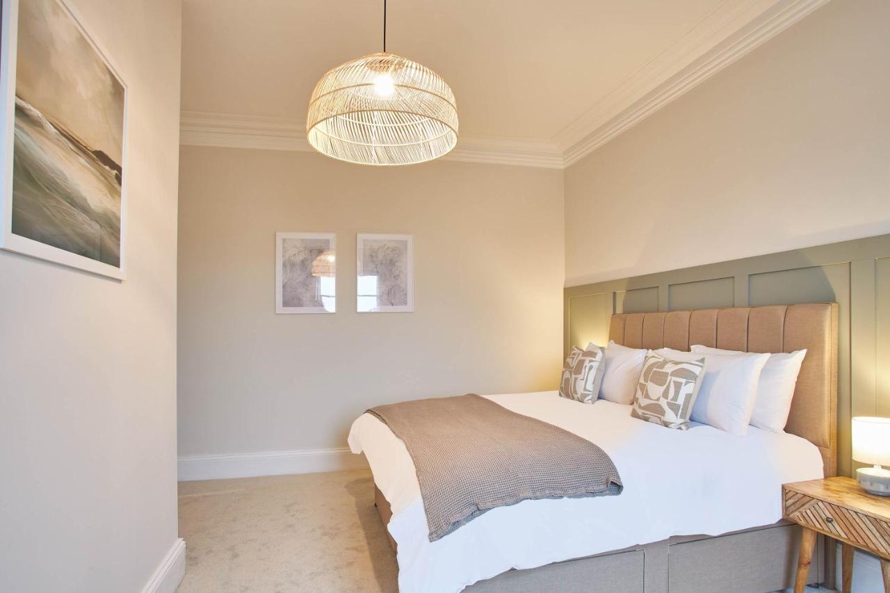 Host & - Huntcliff View Apartment *